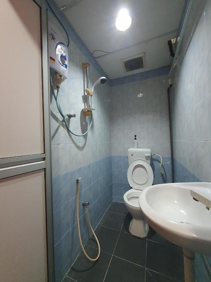 Highway Budget Hotel Ipoh Buitenkant foto