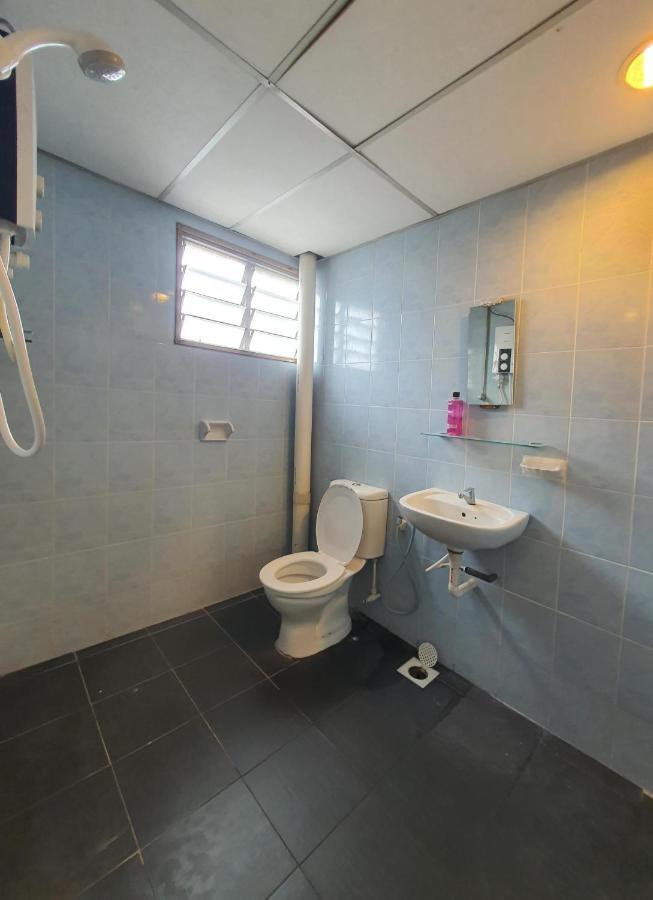 Highway Budget Hotel Ipoh Buitenkant foto